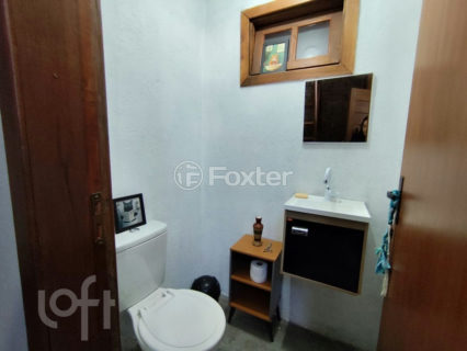 Image 33 - 1015828