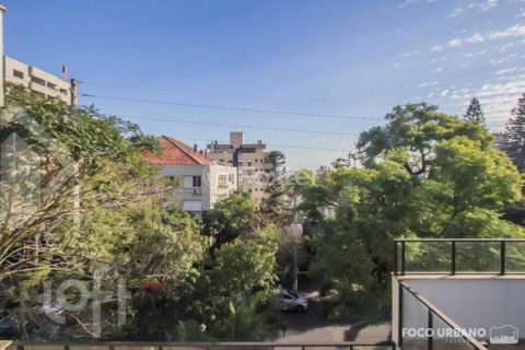 Image 27 - 1015854