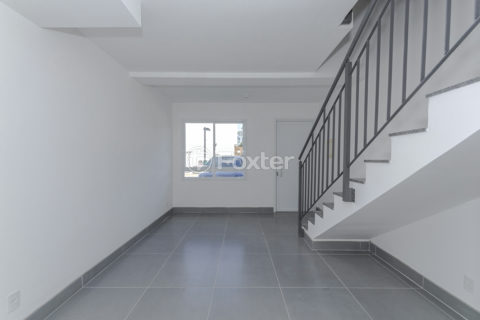 Image 1 - 1015857