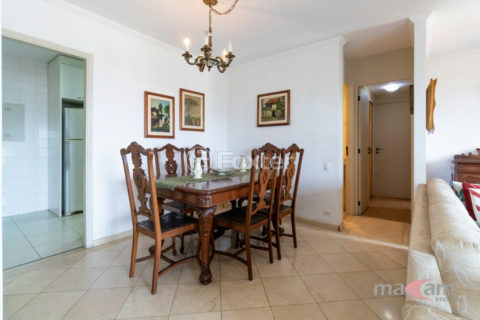 Image 9 - 1015868