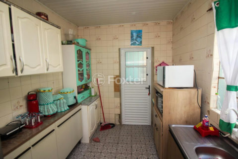 Image 2 - 1015875