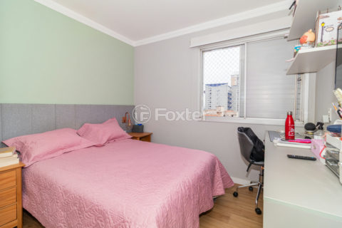 Image 7 - 1015881