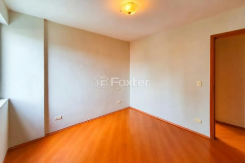 Image 26 - 1015910