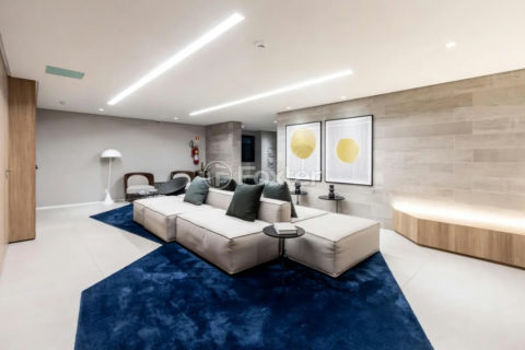 Image 23 - 1015916