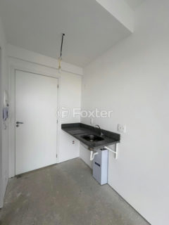 Image 2 - 1015950
