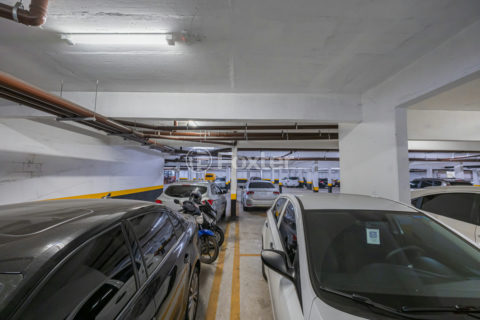 Image 30 - 1015970