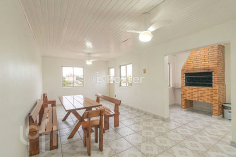 Image 40 - 1015974