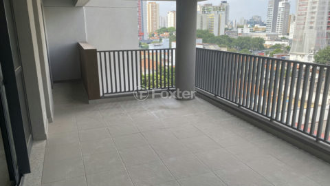 Image 4 - 1015975