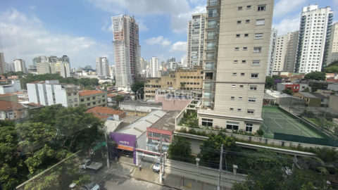Image 15 - 1015975