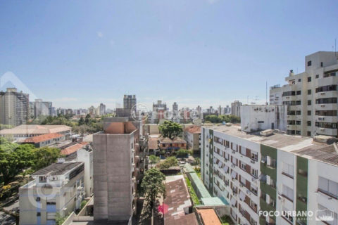 Image 20 - 1015977