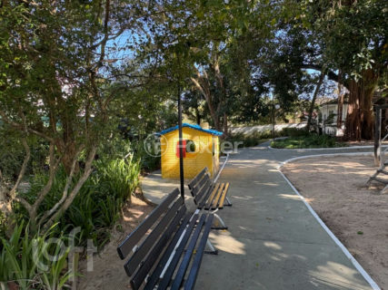 Image 26 - 1016008