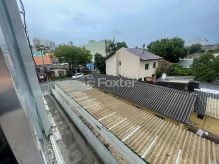 Image 10 - 1016044