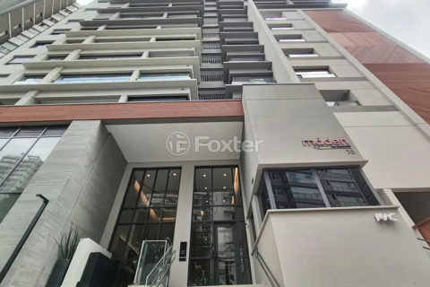 Image 39 - 1016049