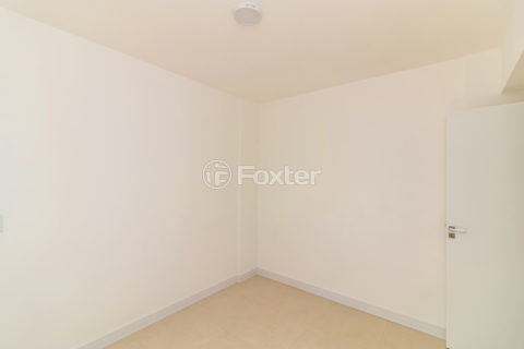 Image 11 - 1016102