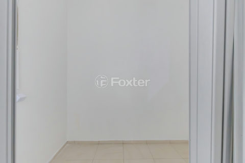 Image 21 - 1016205