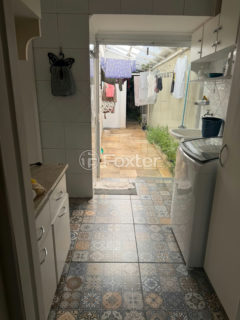 Image 31 - 1016211
