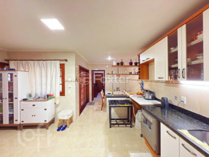 Image 14 - 1016240