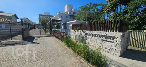 Image 39 - 1016243