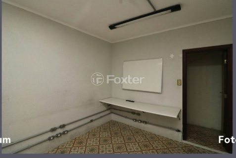 Image 22 - 1016272