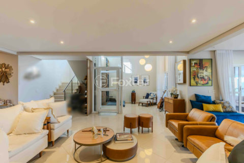 Image 10 - 1016289