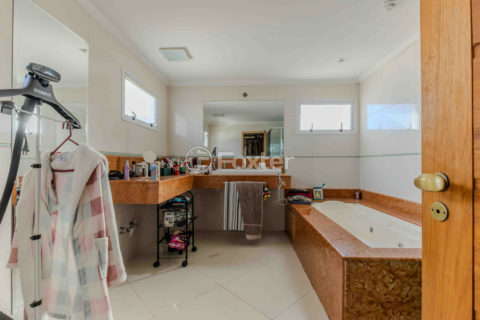 Image 31 - 1016289