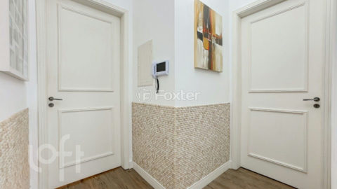 Image 44 - 1016332