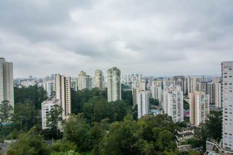 Image 6 - 1016358