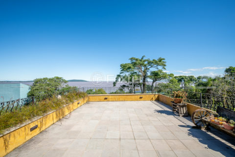 Image 30 - 1016396