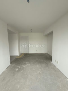 Image 4 - 1016402