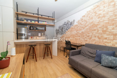 Image 6 - 1016421