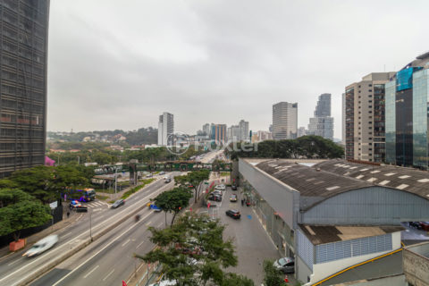 Image 4 - 1016421