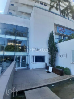 Image 35 - 1016435