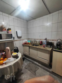Image 8 - 1016439