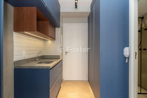 Image 2 - 1016505