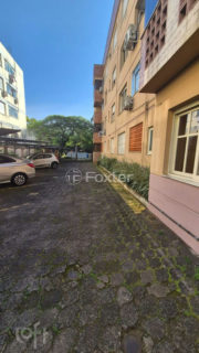 Image 15 - 1016517