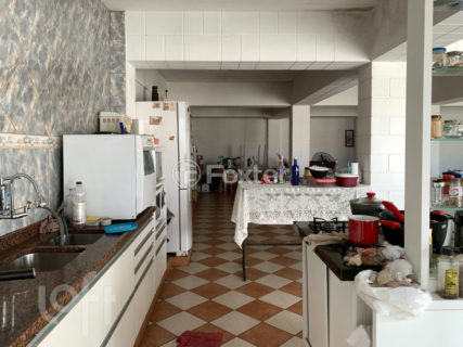 Image 19 - 1016525