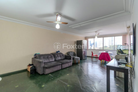 Image 3 - 1016577
