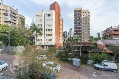 Image 2 - 1016625