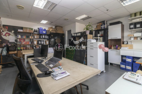 Image 10 - 1016826