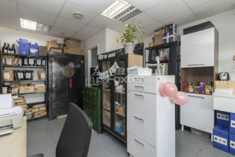Image 12 - 1016826