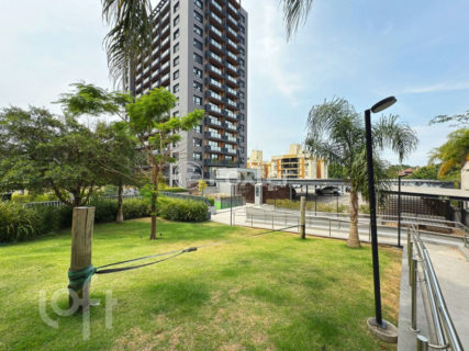 Image 33 - 1016829
