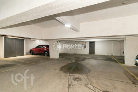 Image 29 - 1016861