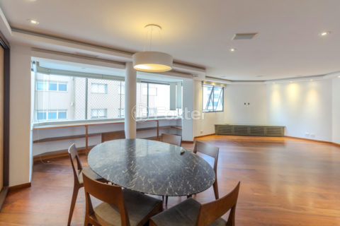 Image 3 - 1016887