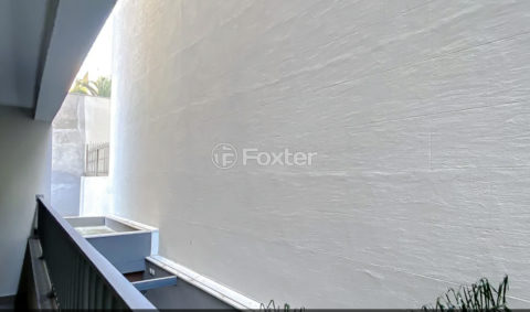 Image 6 - 1016893