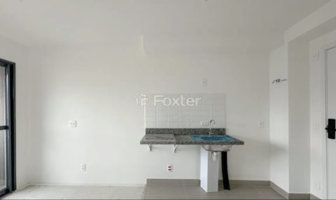 Image 6 - 1016899