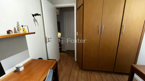 Image 7 - 1016902