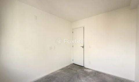 Image 8 - 1016903