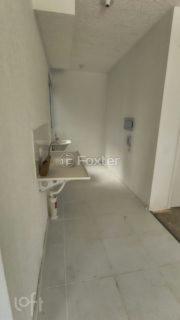 Image 4 - 1016917
