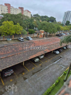 Image 27 - 1016942