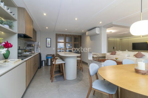 Image 6 - 1016944